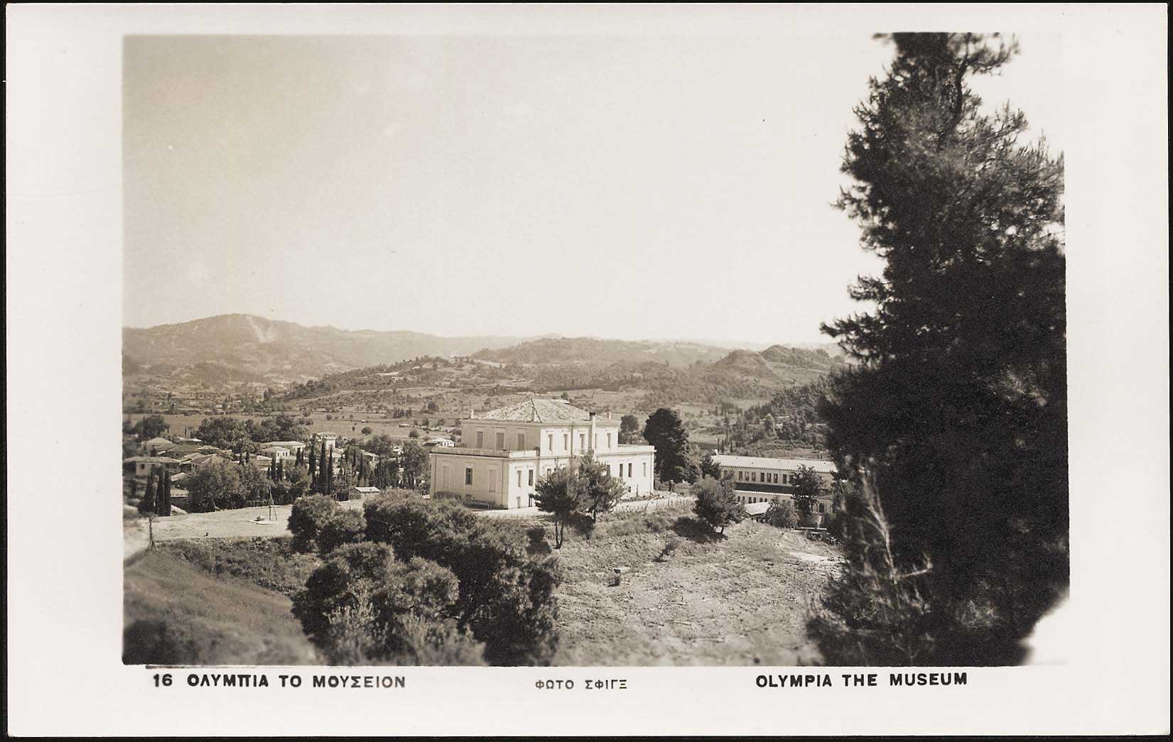 Lot 01909