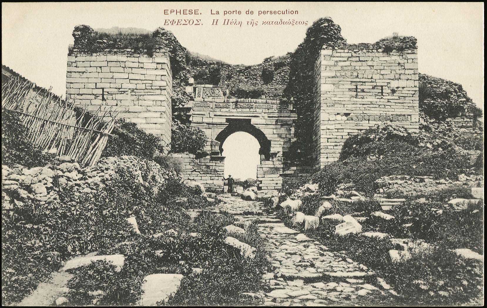 Lot 01922