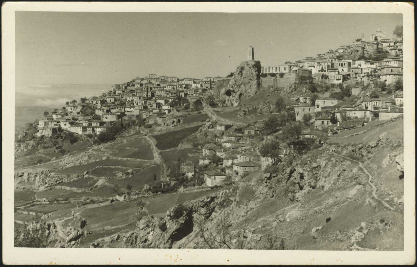 Lot 02152