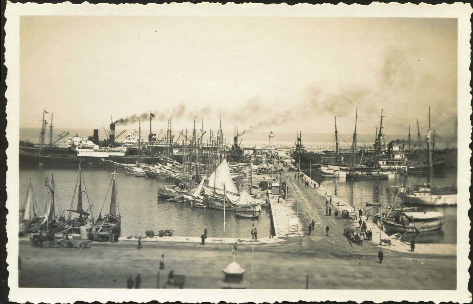 Lot 01789