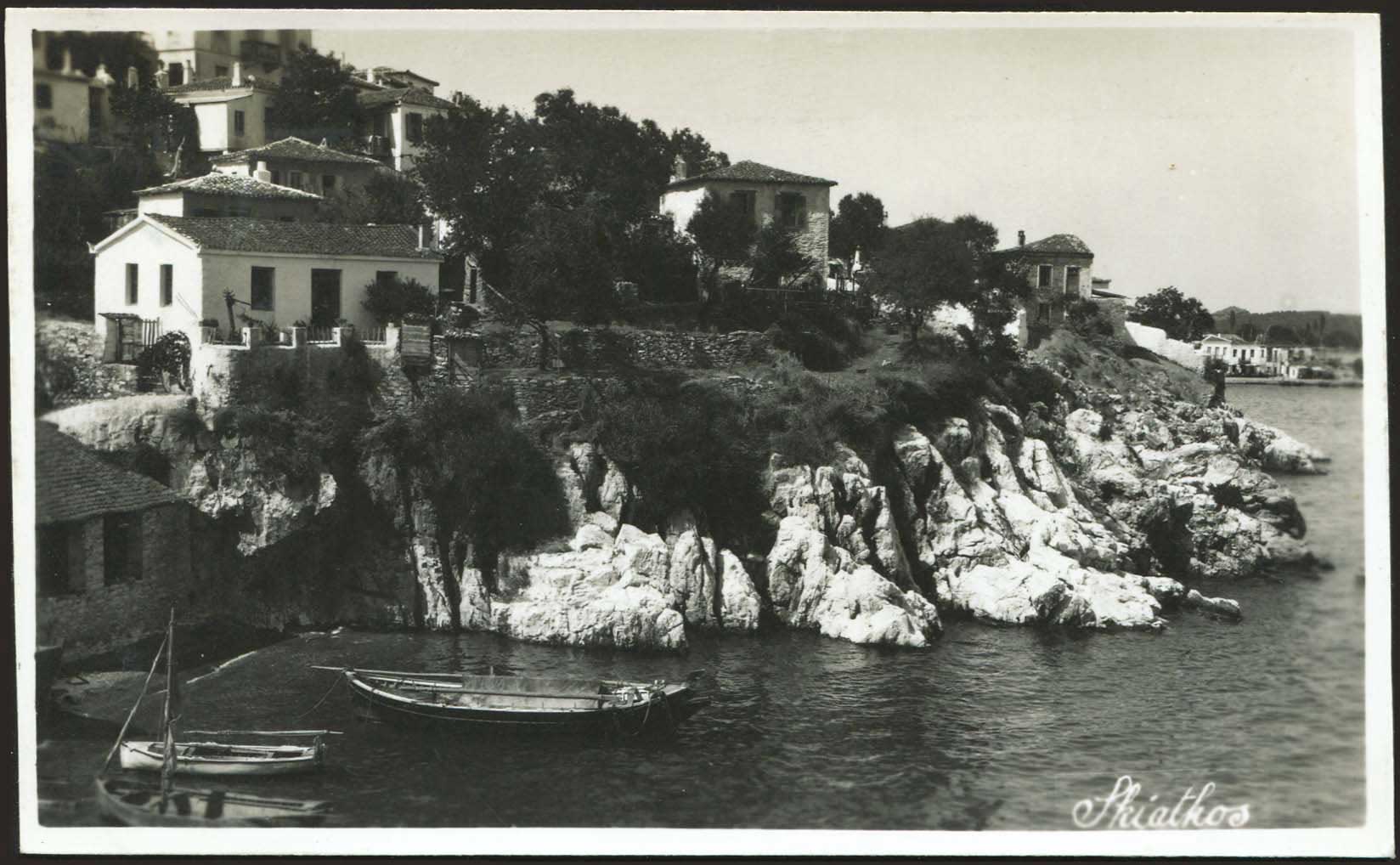 Lot 02198
