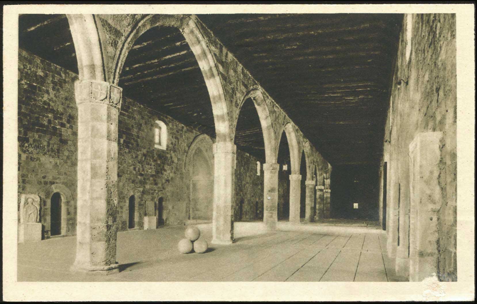Lot 01270