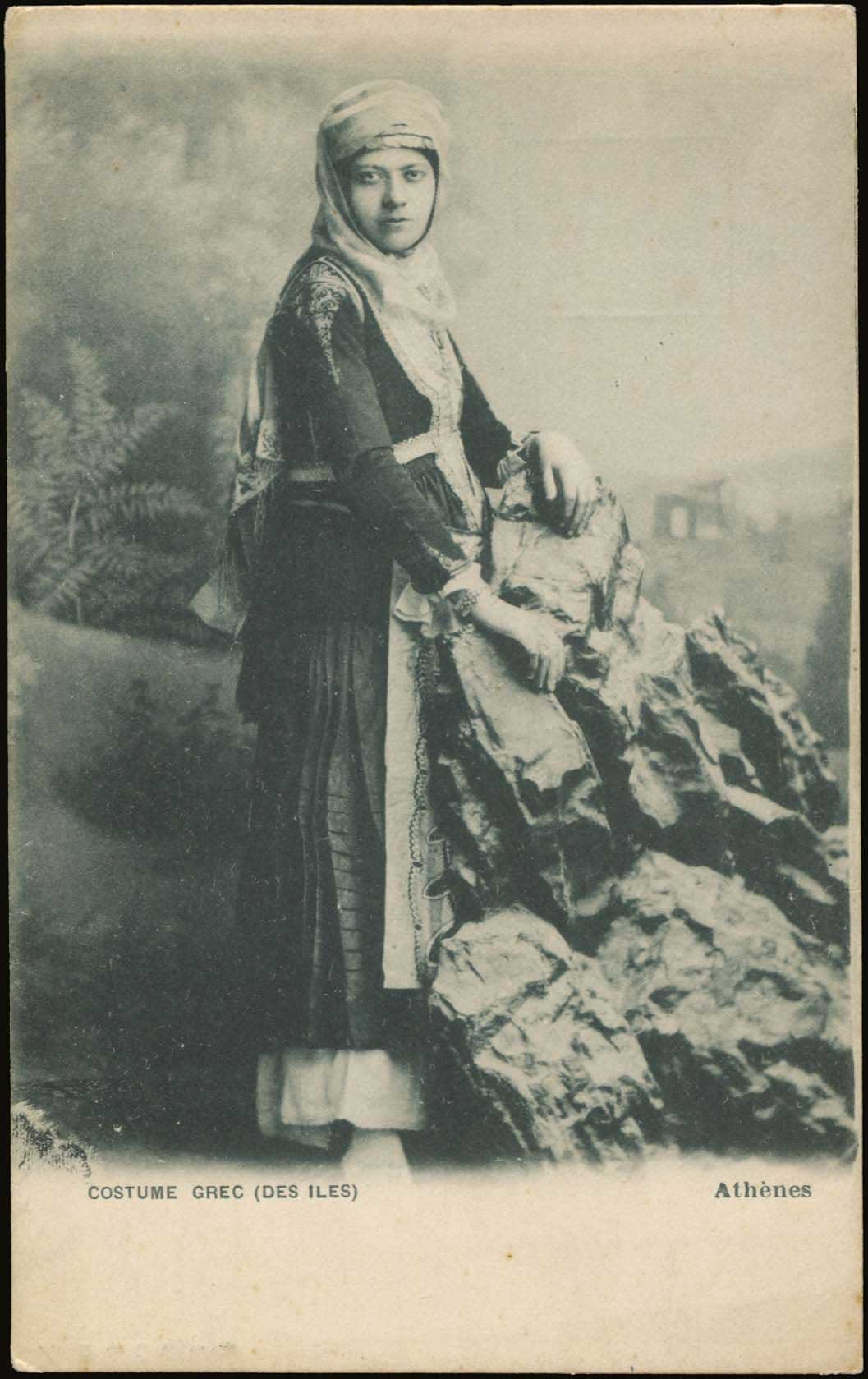 Lot 01889
