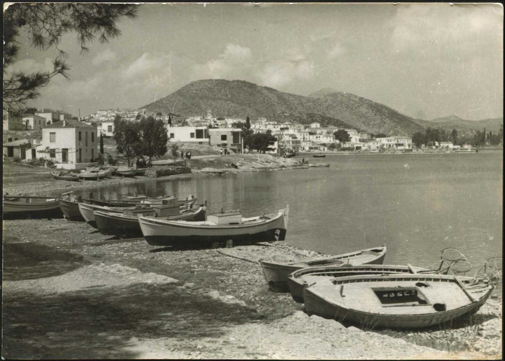 Lot 01932