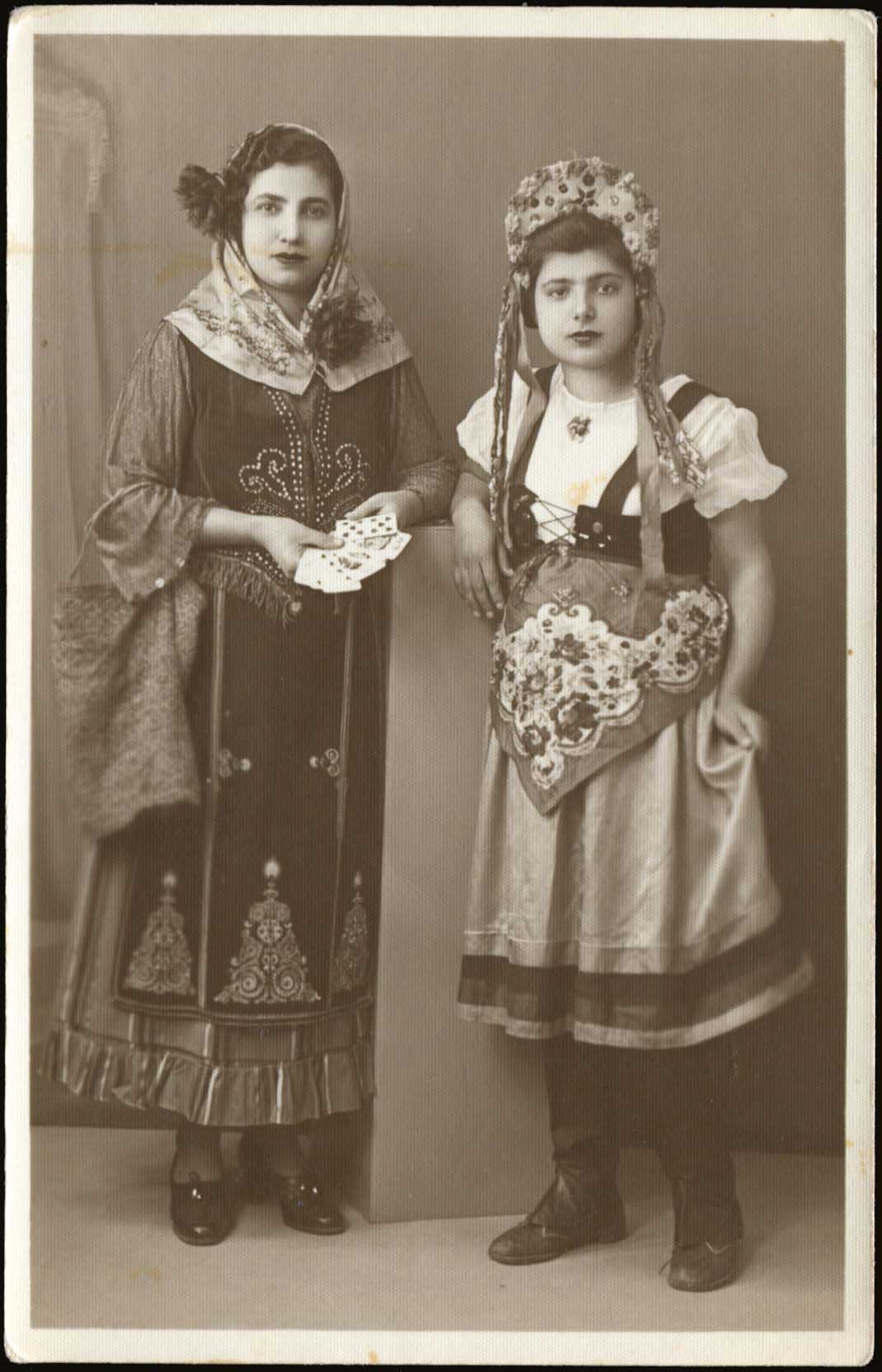 Lot 02225