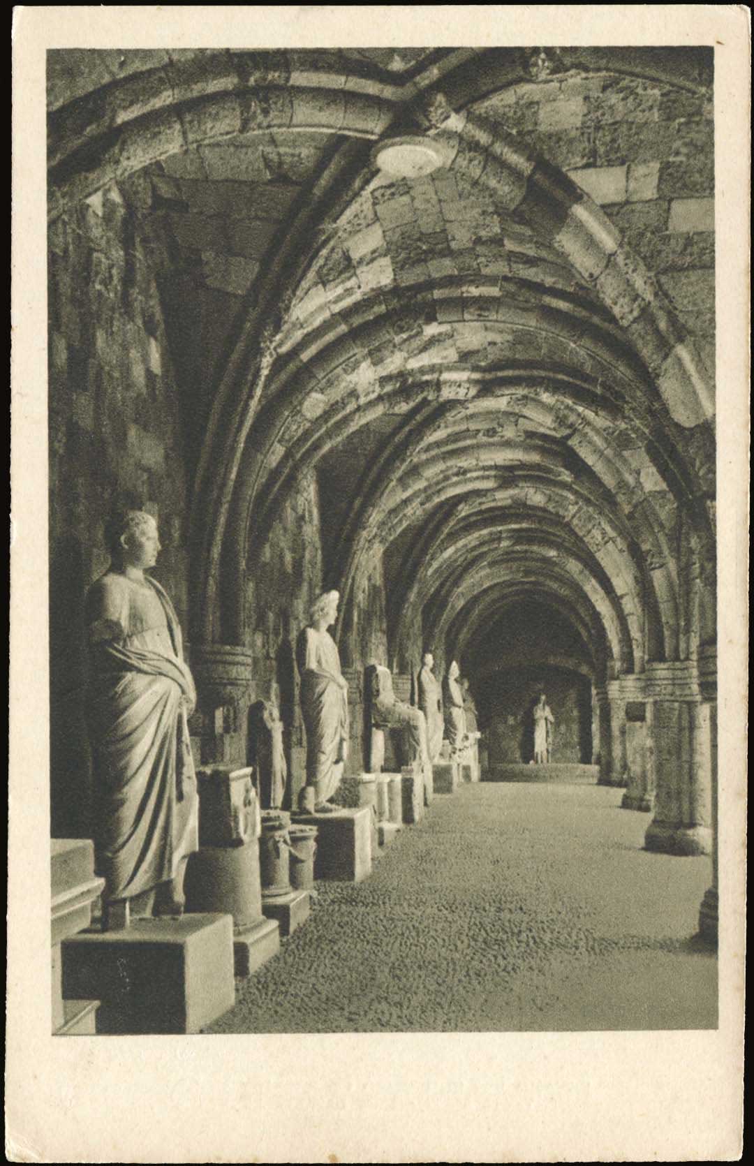 Lot 01193