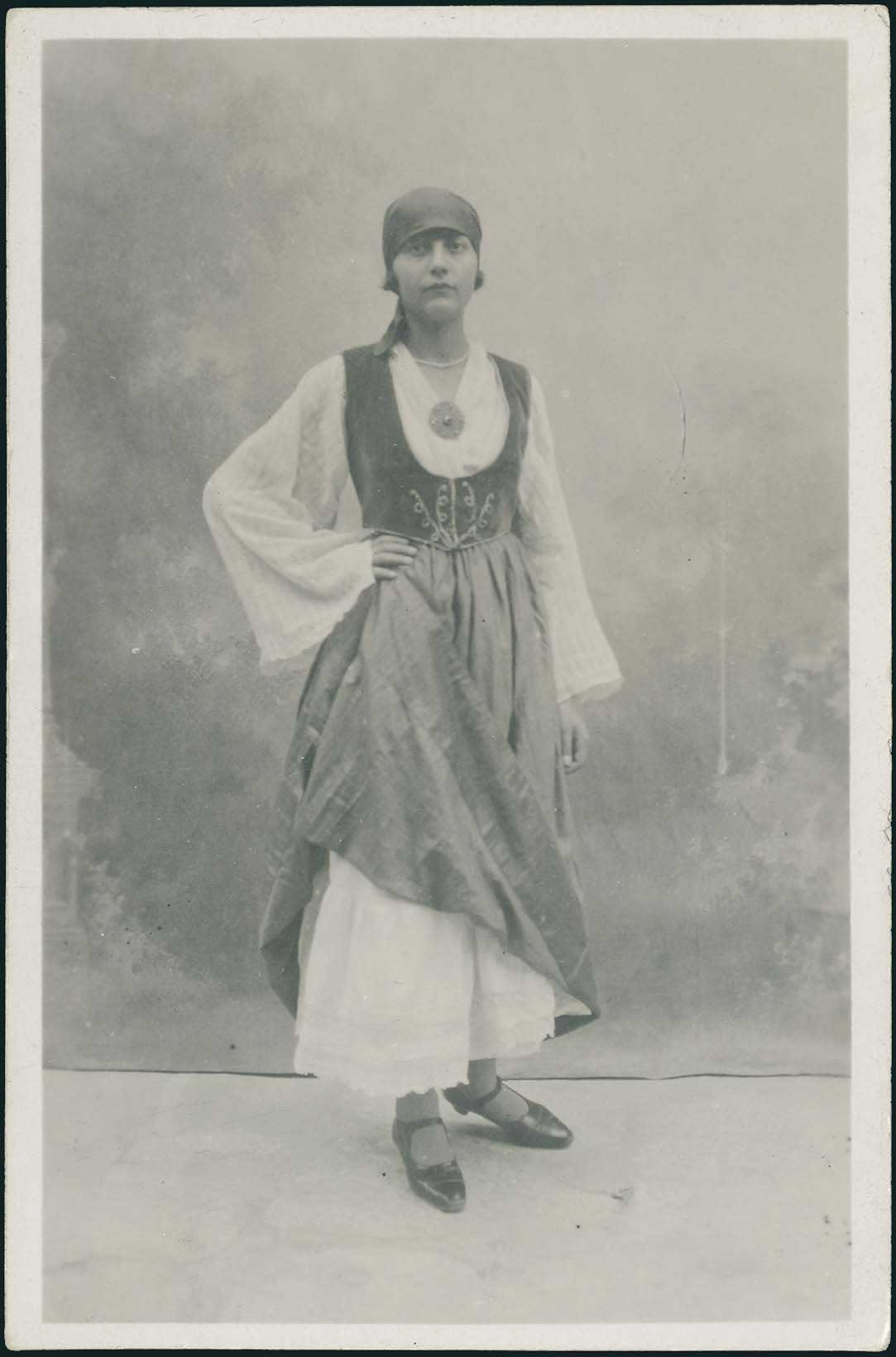 Lot 02528