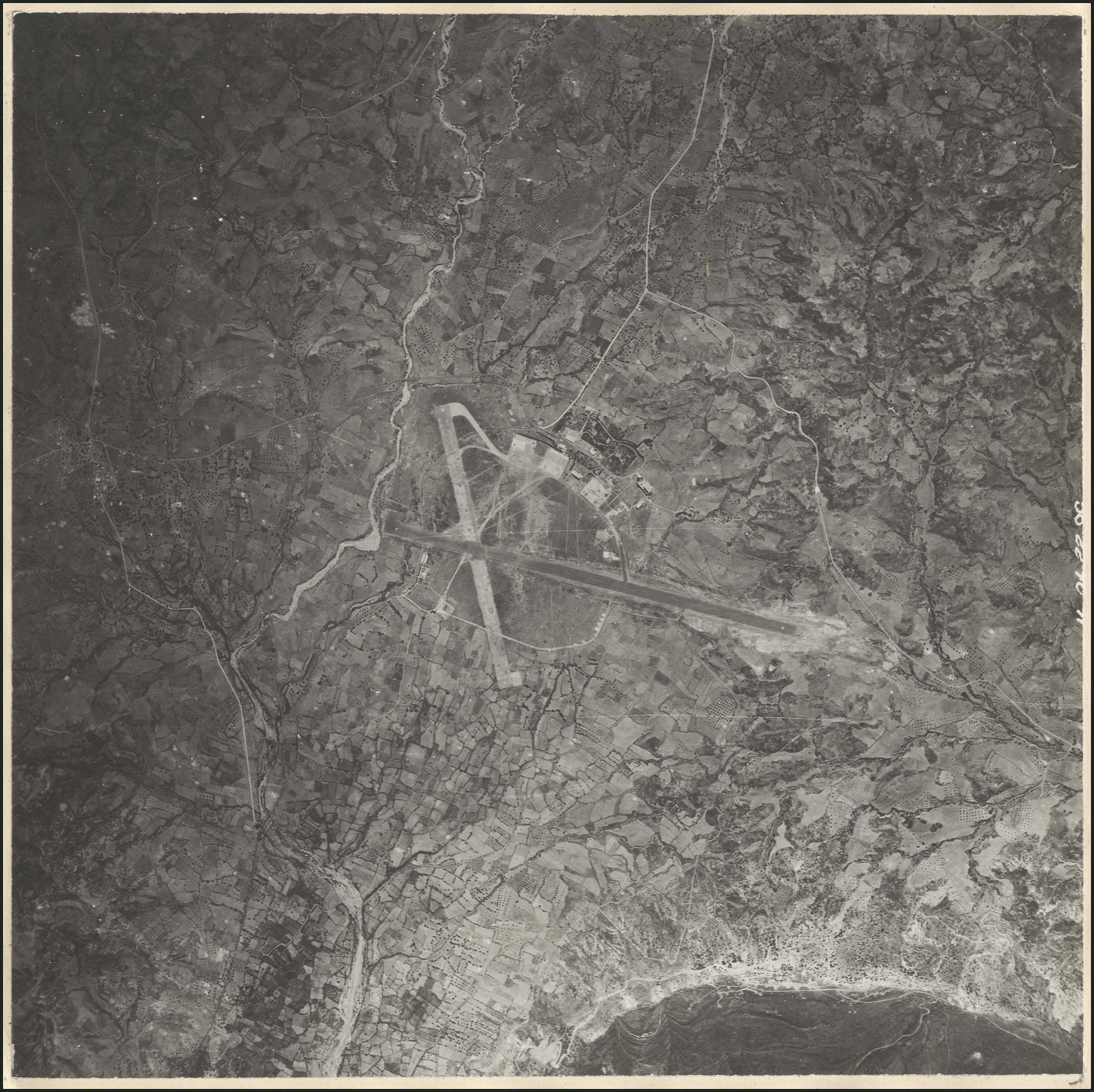 Lot 03242