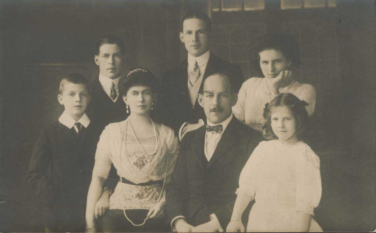 Lot 04920