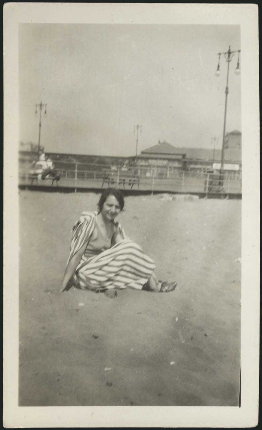 Lot 04555