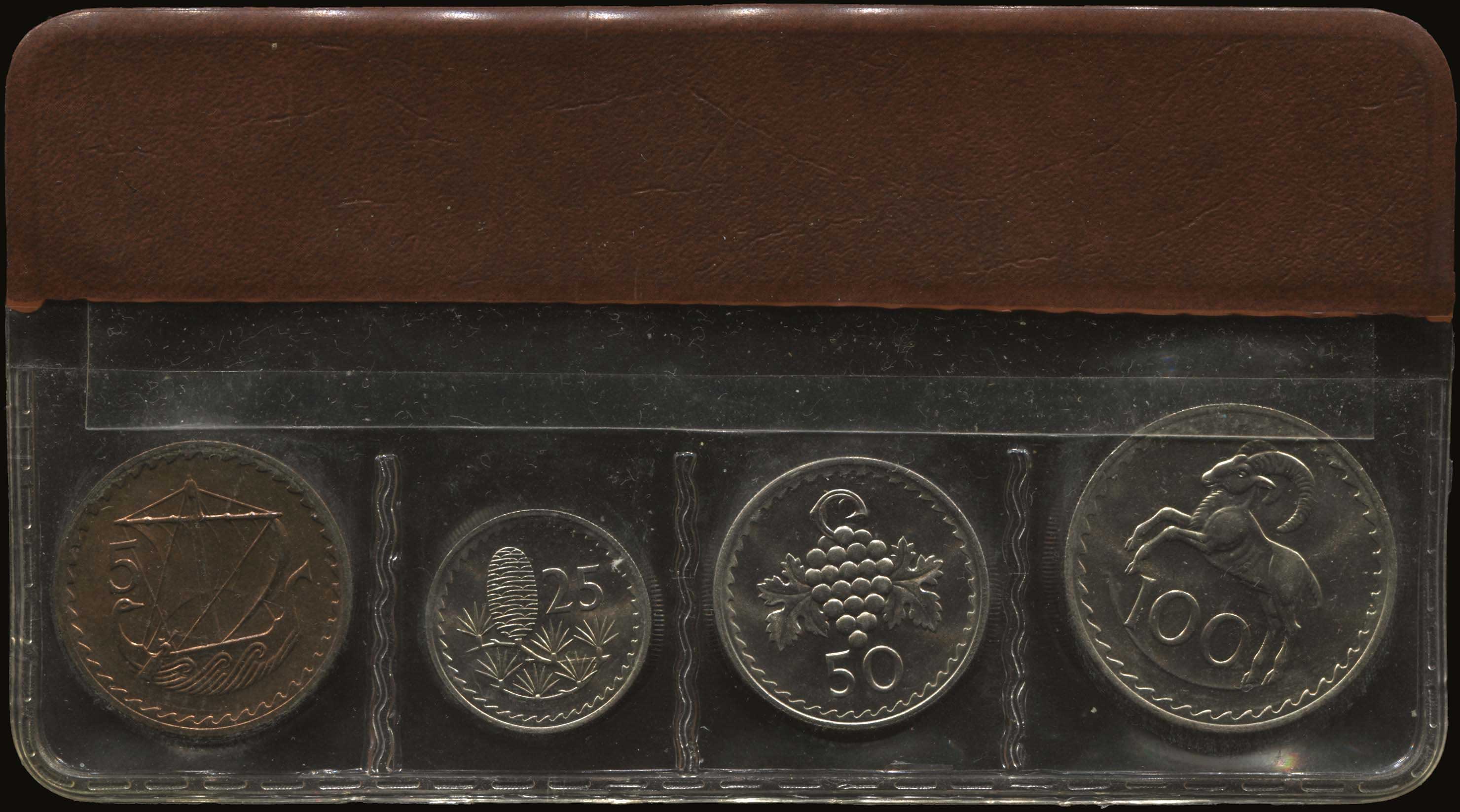 Lot 04079