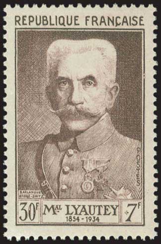Lot 01445