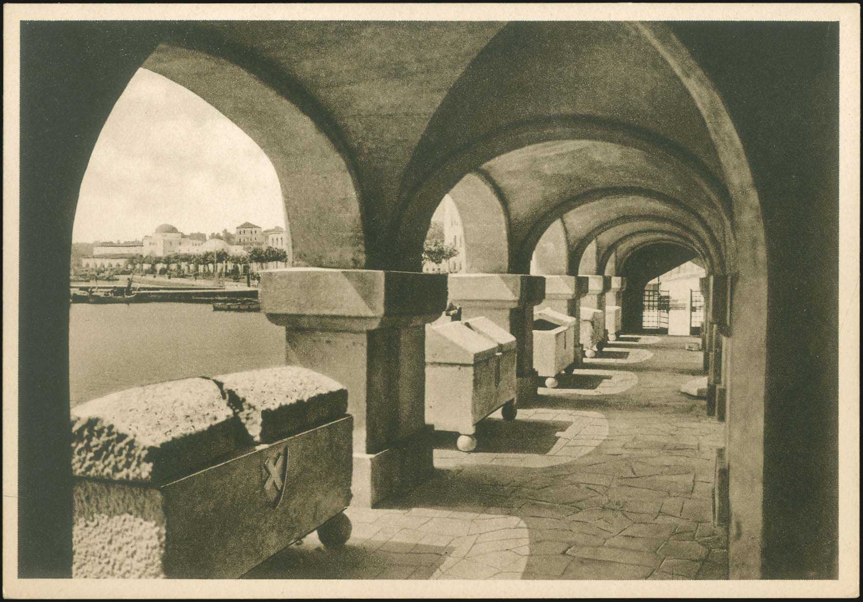 Lot 01326