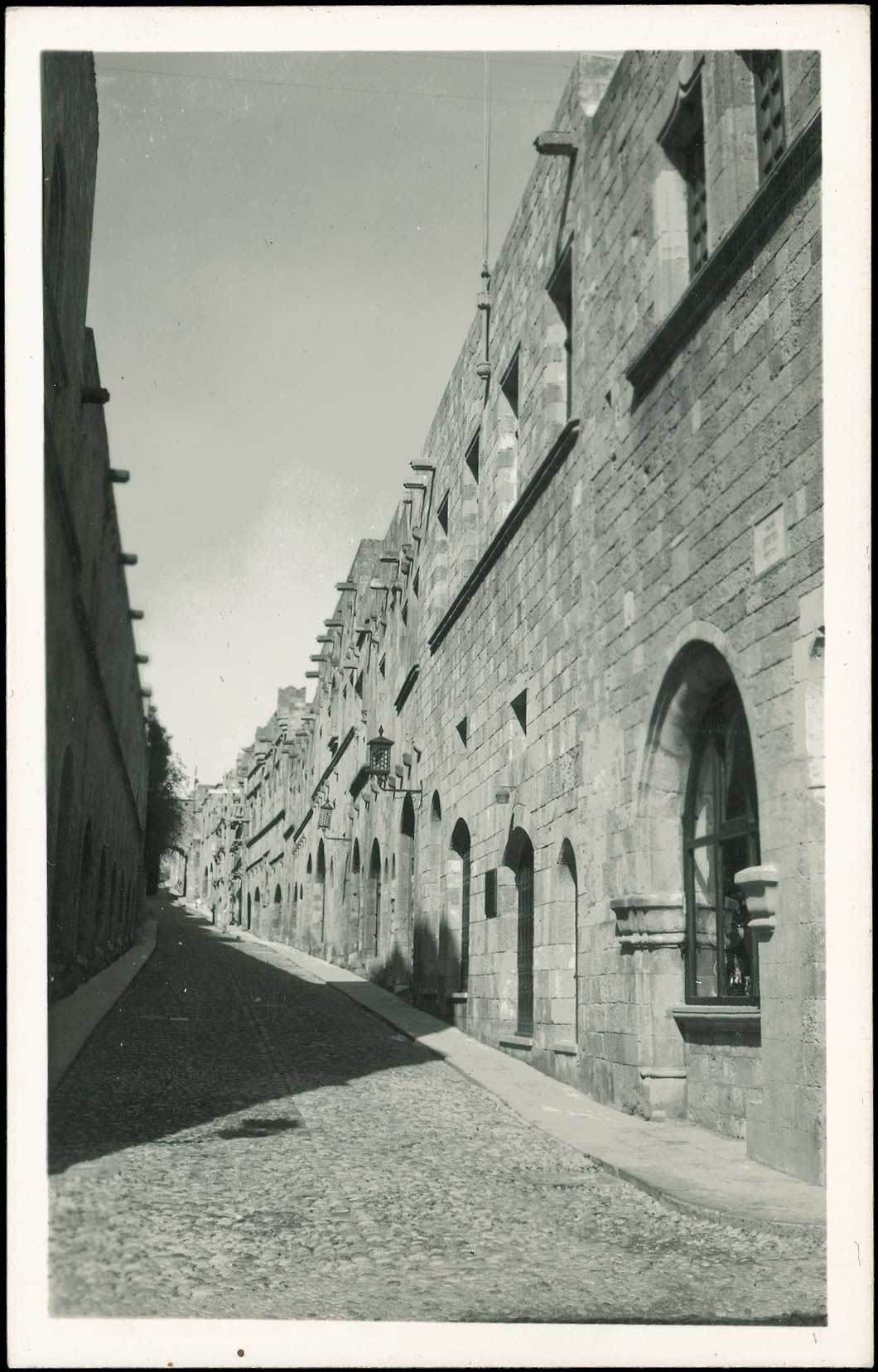 Lot 01261