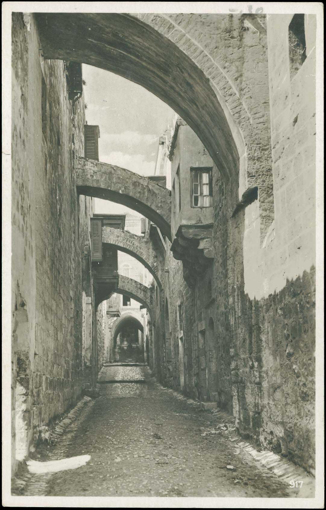 Lot 01888
