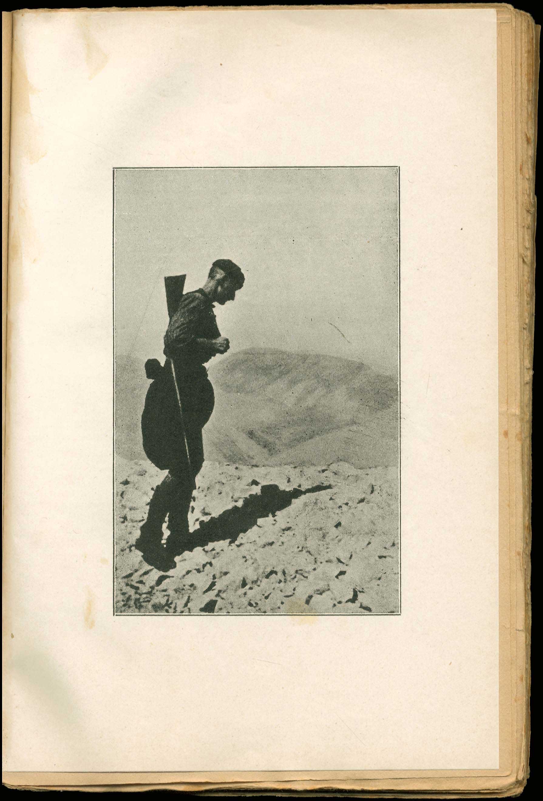 Lot 08469
