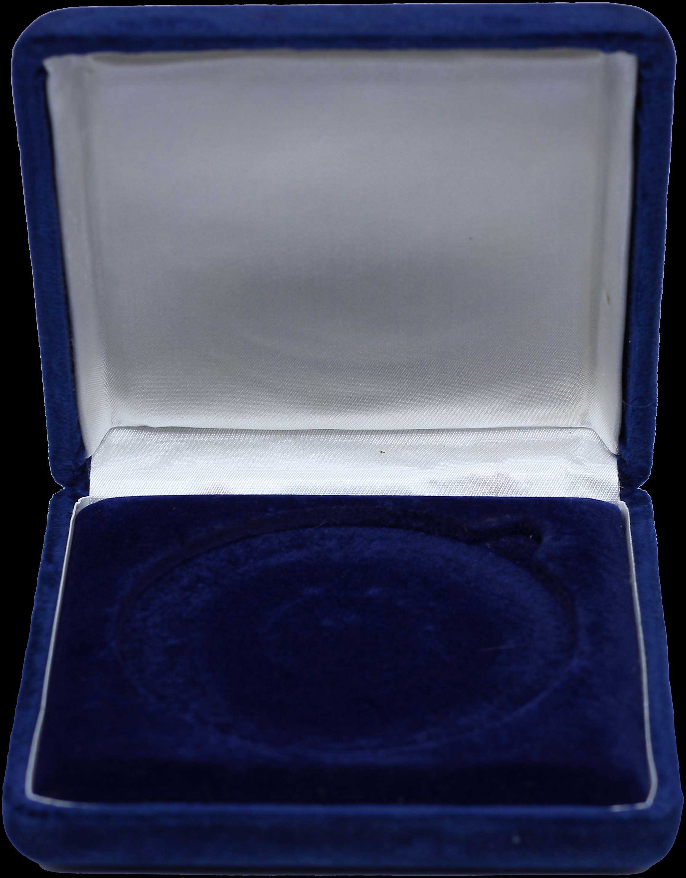 Lot 07318