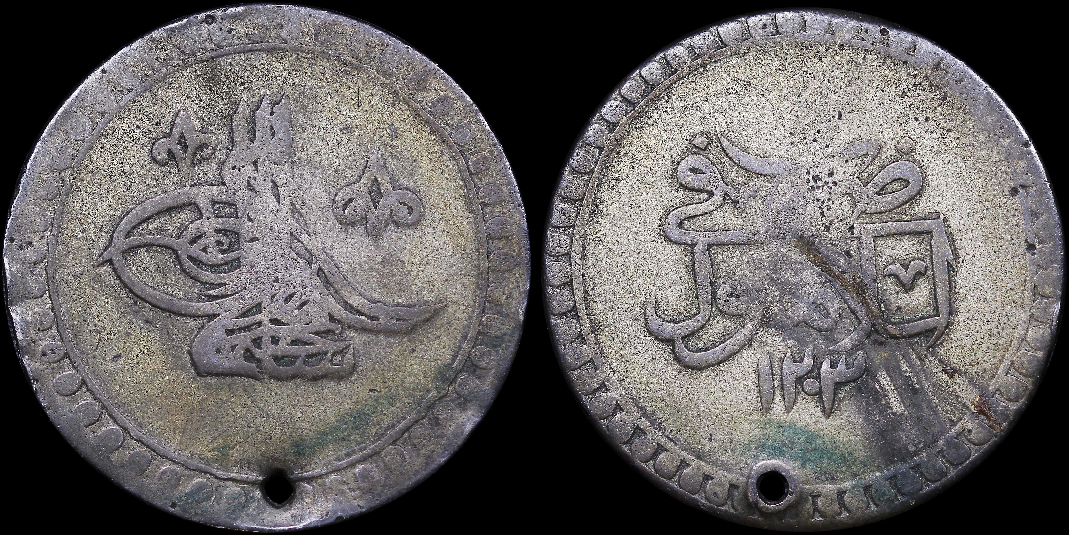 Lot 07136