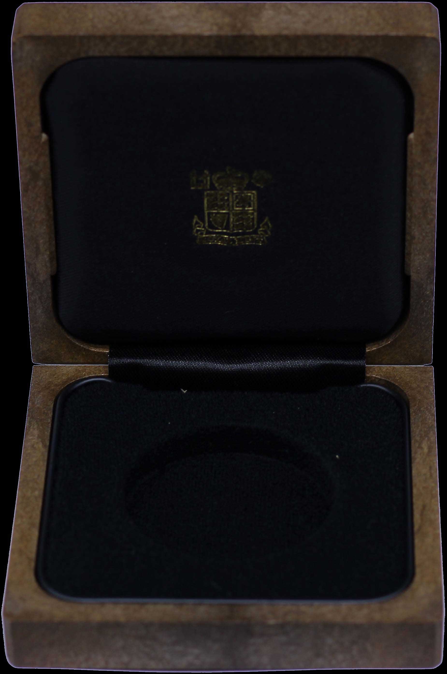 Lot 06815