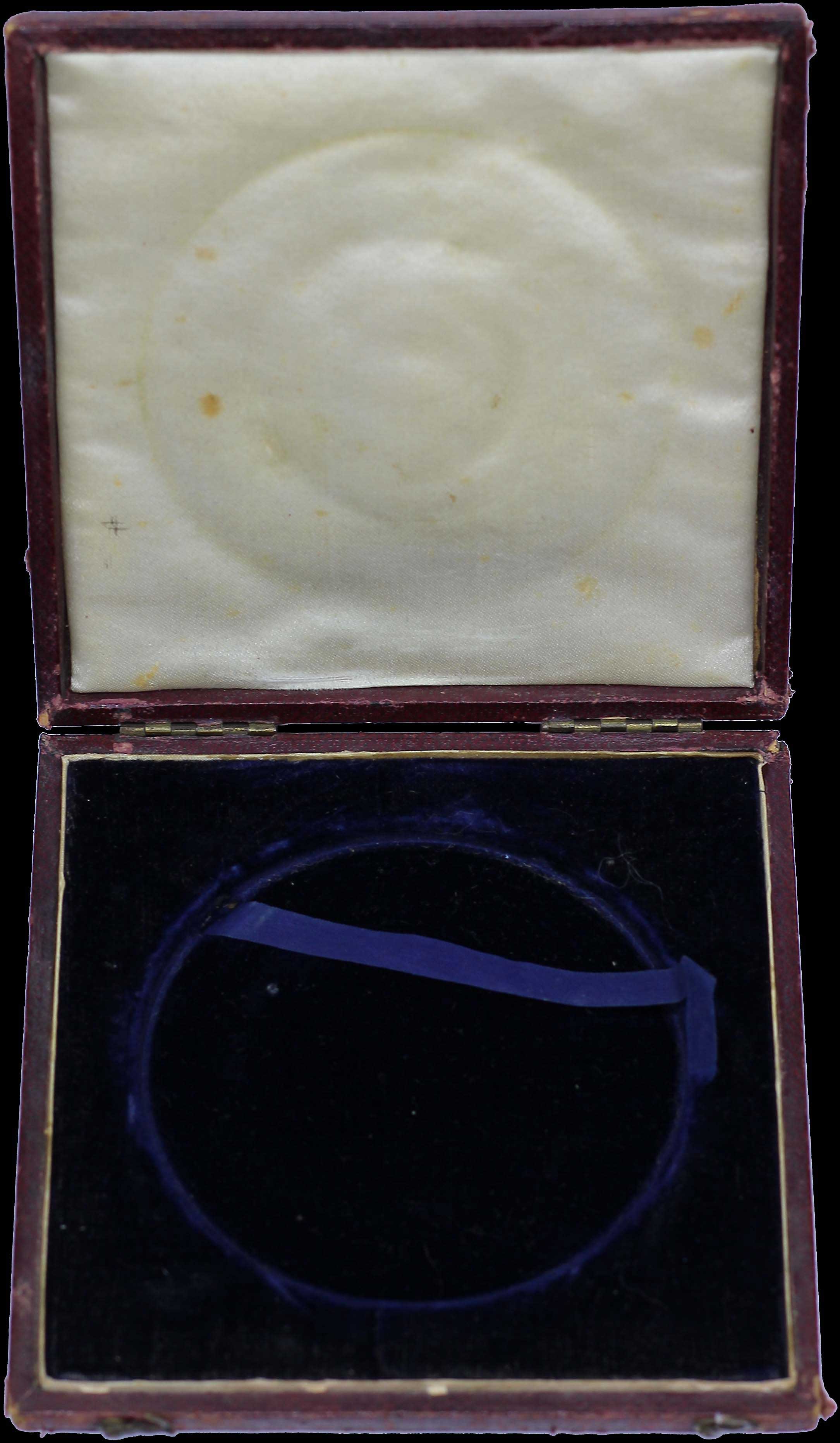 Lot 07219