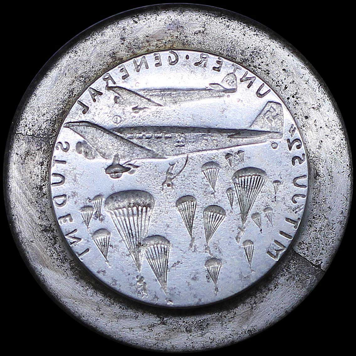 Lot 07216
