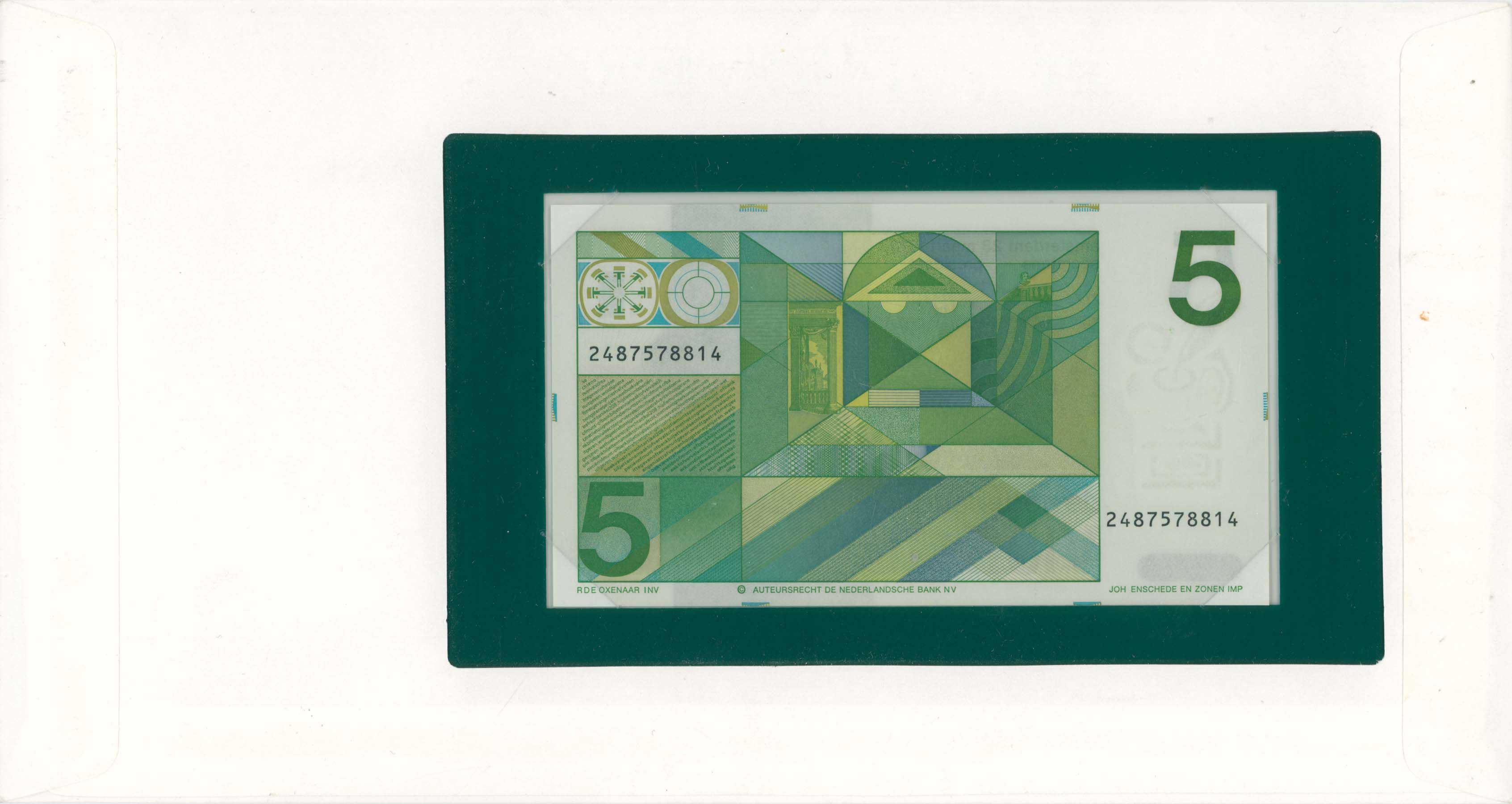 Lot 07325