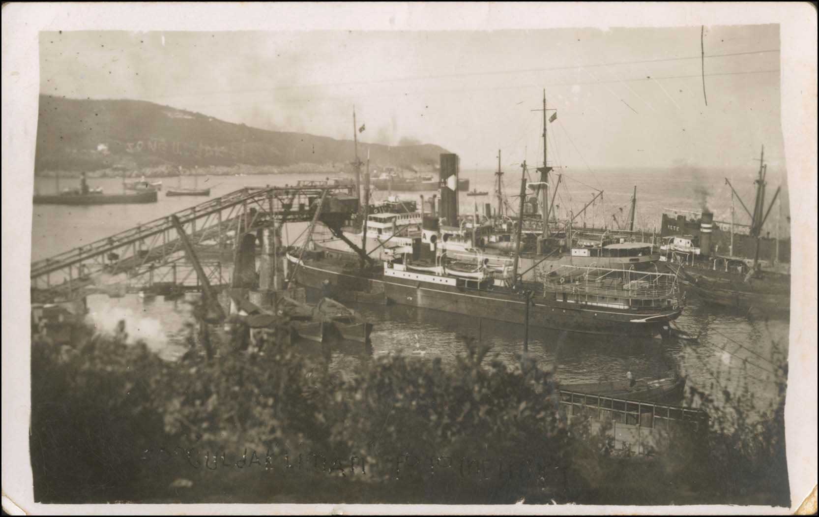 Lot 02425