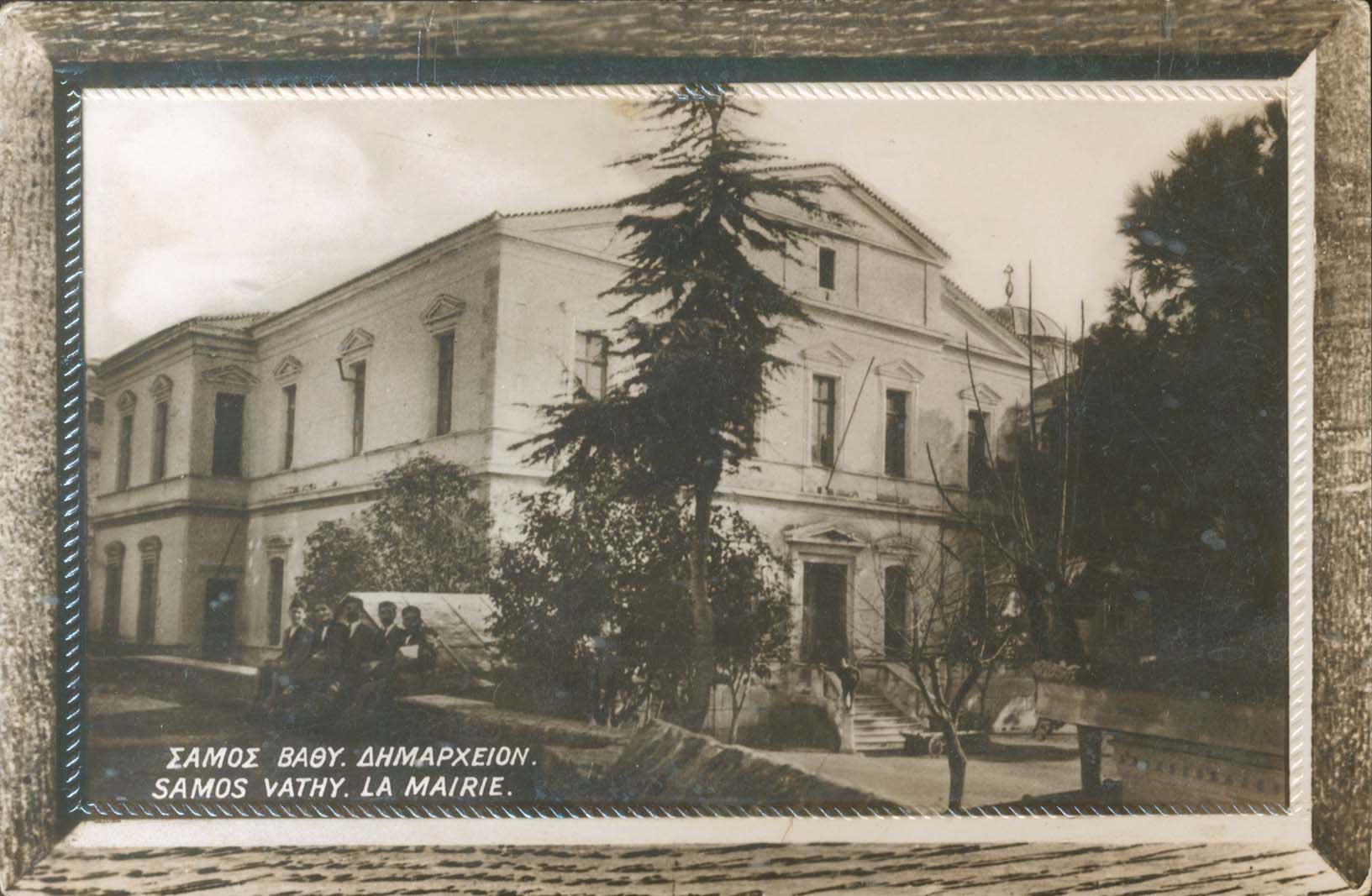 Lot 01444