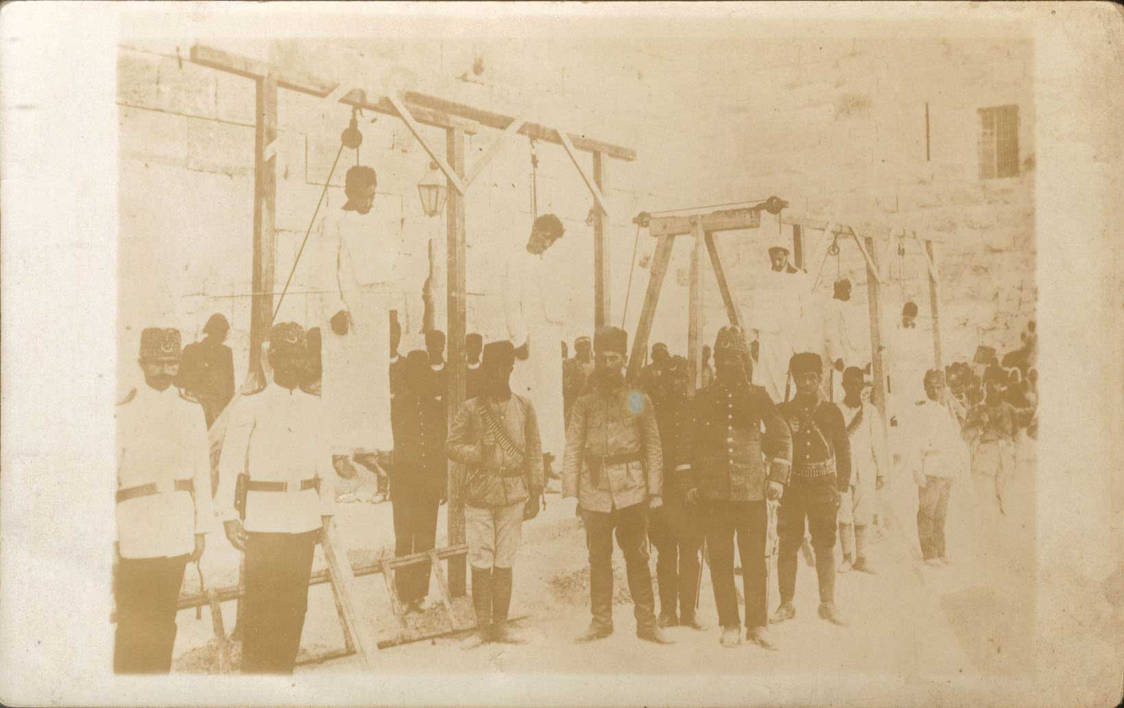Lot 01836