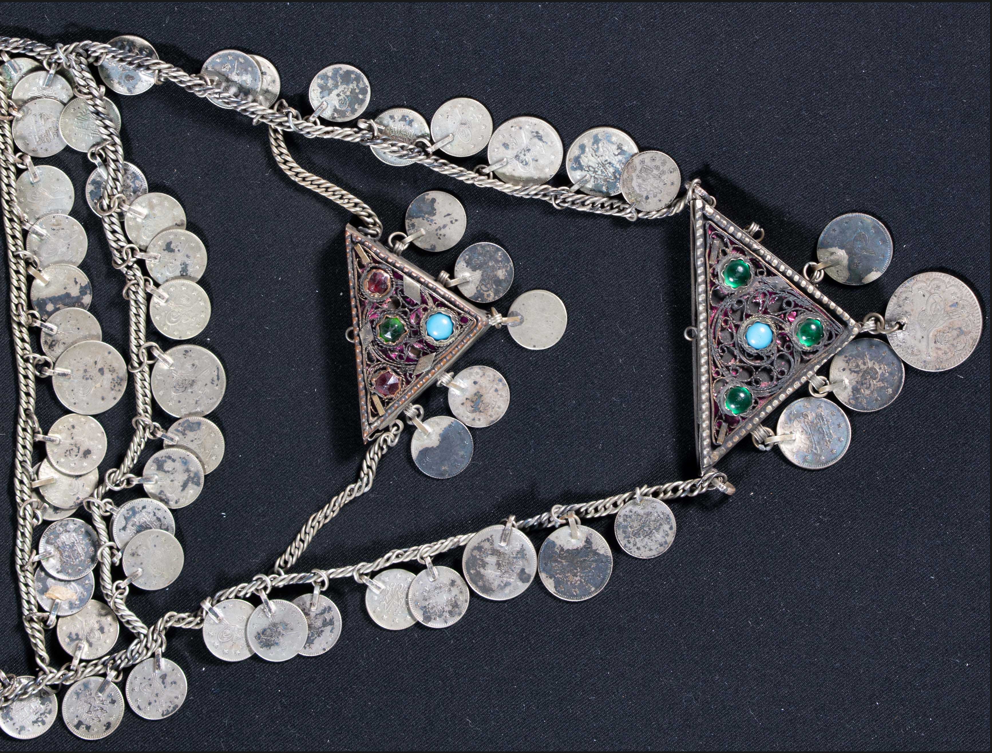 Lot 08243