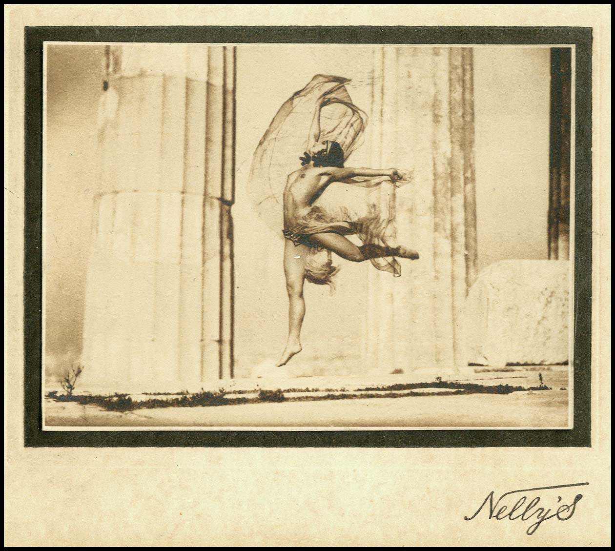 Lot 08825