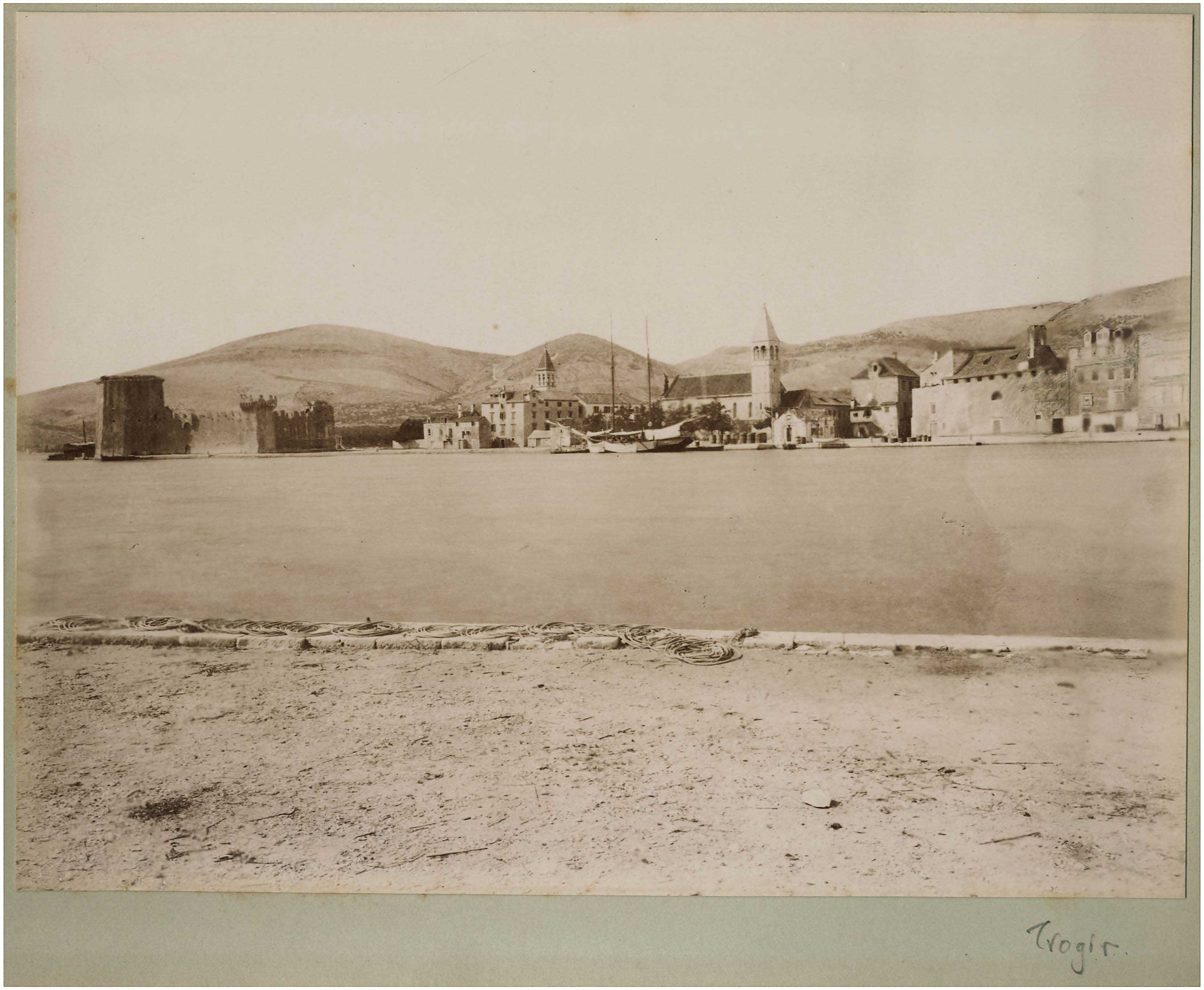 Lot 08472